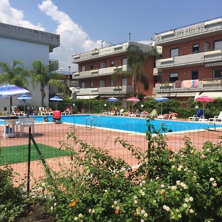 Taormina Mare Piscina Fondachello Apartment Fondachello  Exterior photo